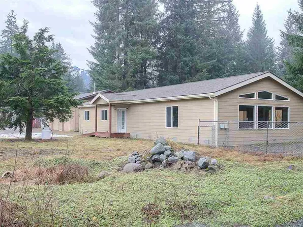 4942 Hummingbird Ln, Juneau, AK 99801