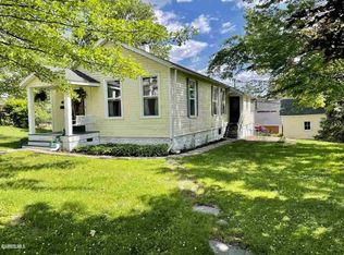 710 10th Ave, Fulton, IL 61252