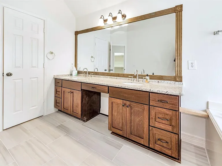 130 W Stockbridge Landing Cir — Photo 19