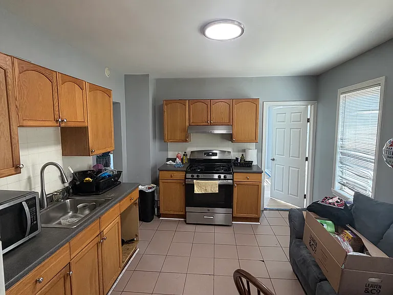 85 Ash St #3 — Photo 1