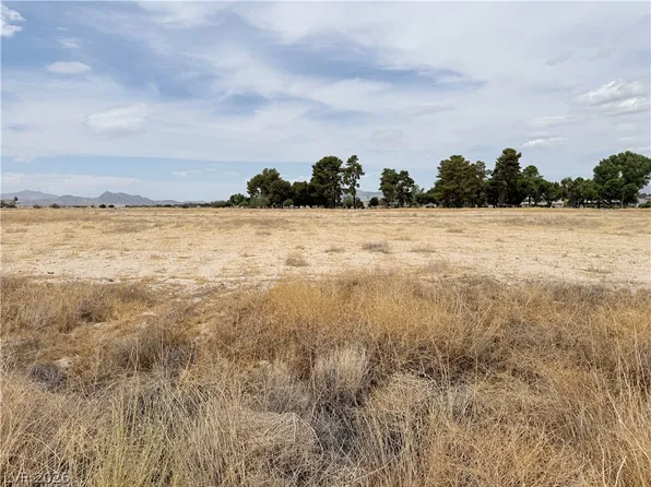 2200 E Ambush St, Pahrump, NV 89048