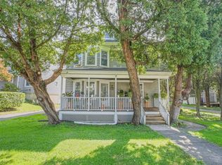 240 Flax Hill Rd, Norwalk, CT 06854