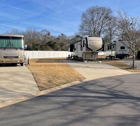2nd image of 41 Lee Road 51