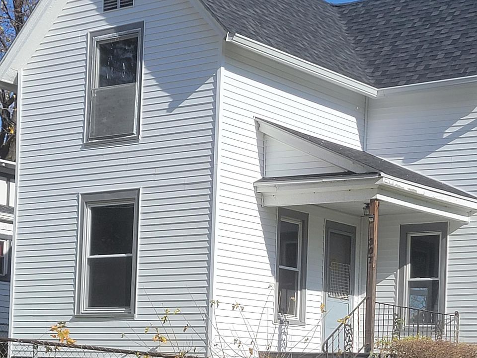 1st image of 307 N Hinkley Ave