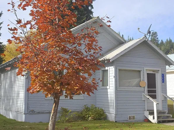 102 N 2nd St, Elk River, ID 83827