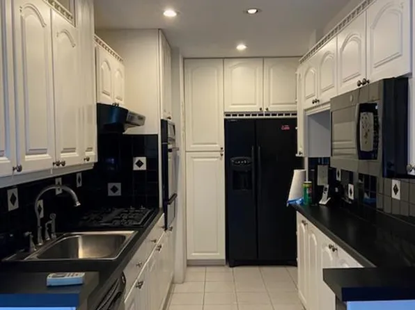 86-10 151st Avenue image 13 of 15