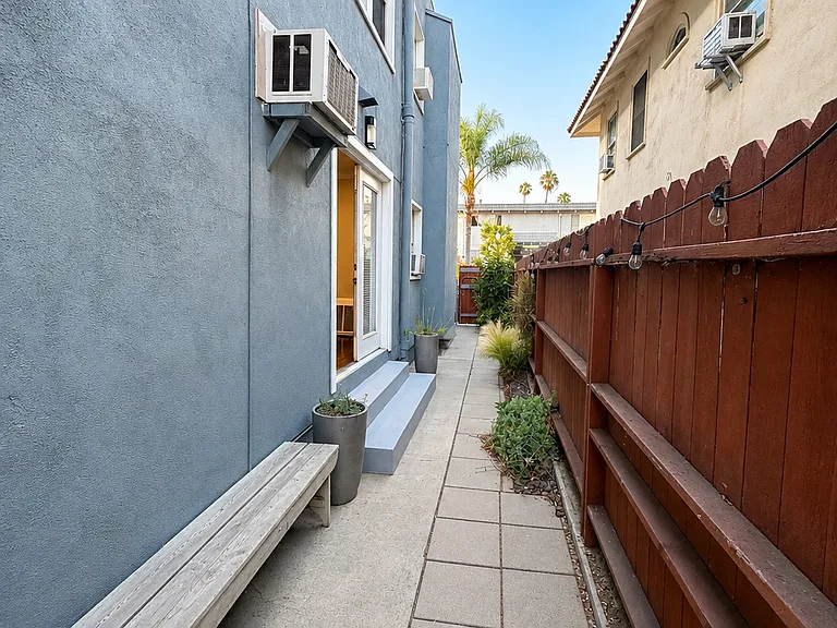 4308 Gateway Ave #1 — Photo 19