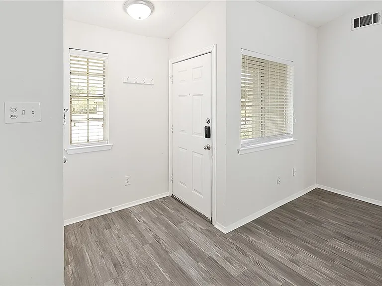 2800 Longmire Dr #53 — Photo 5