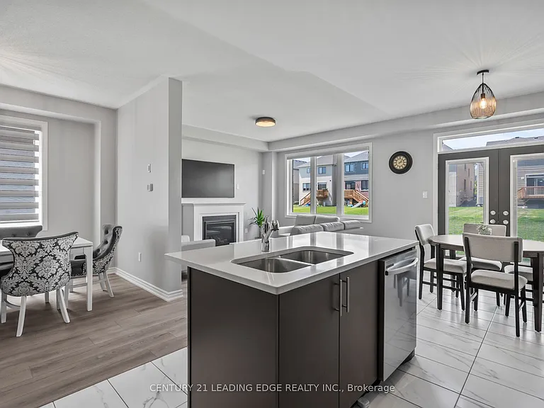 1097 Trailsview Ave — Photo 15