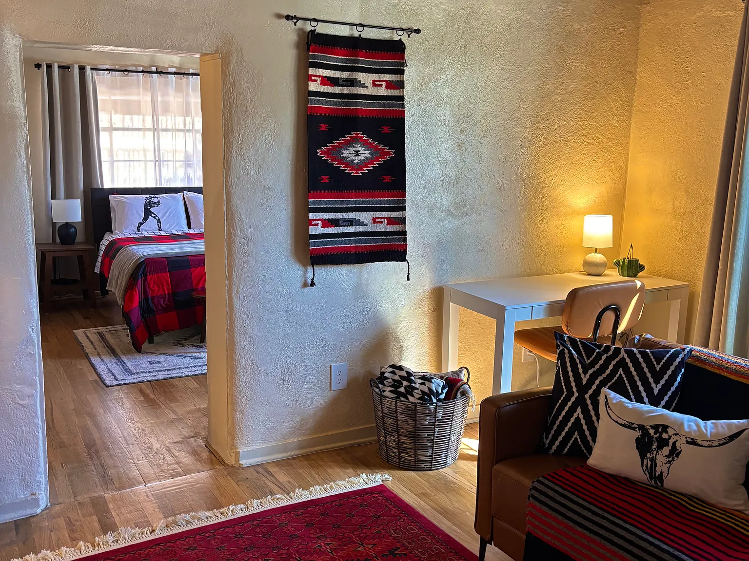 1 bed, 800 sqft, $1,900 — Photo 3