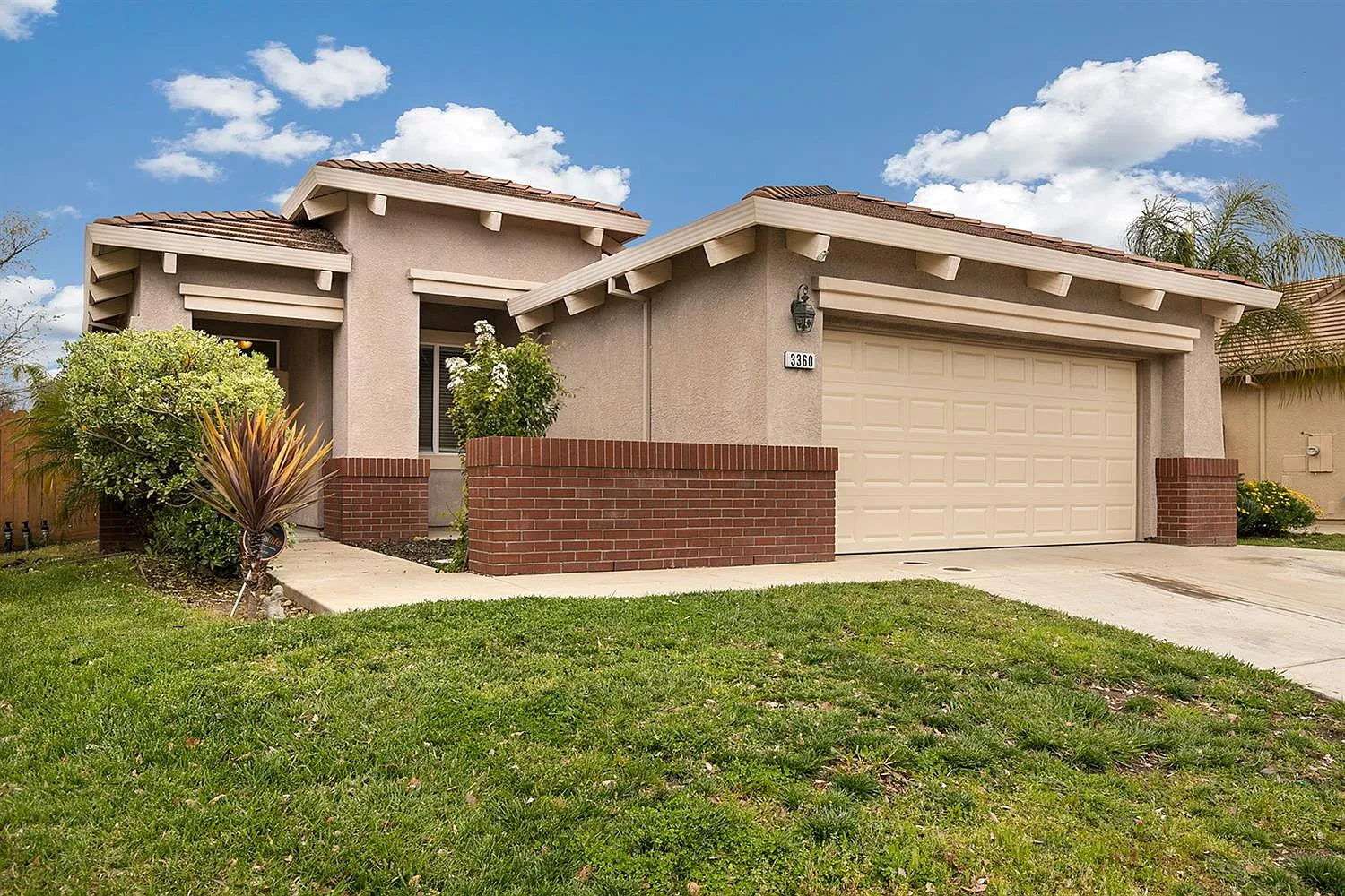 3360 Balada Way photo 1