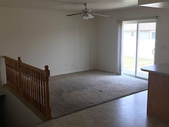 4th image of 1155 S Oakmeadow Cir