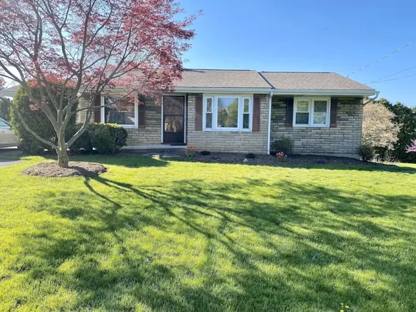 137 W Aaron Dr, State College, PA 16803