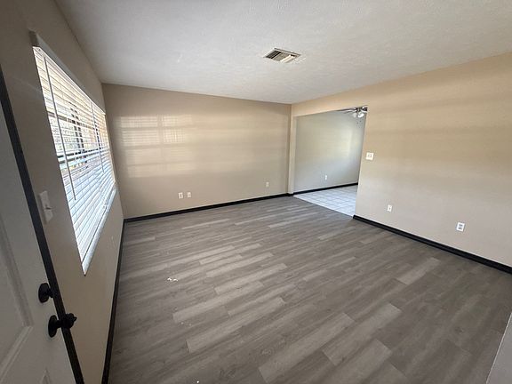 3rd image of 9471 W Milwaukee Ct