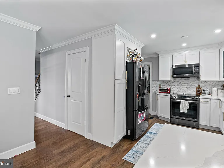 2 Lee Ct — Photo 11
