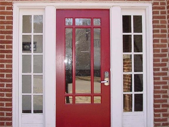 3rd image of 2117 N Shartel Ave #2123
