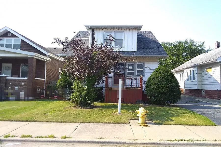 323 153rd St photo 1