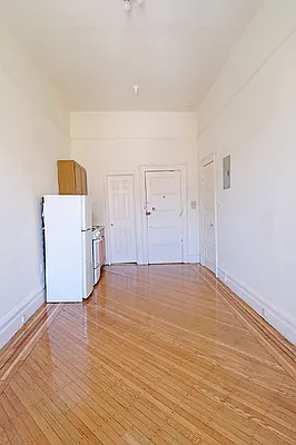Rented by CG Realty | media 4