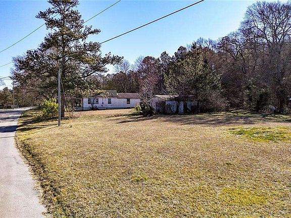 3rd image of 65 Wheeler Rd