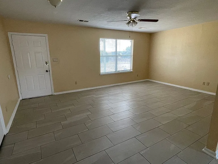 716 Persimmon Pass — Photo 30