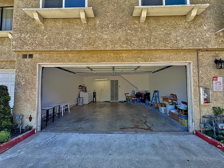 1671 E Kingsley Ave #B — Photo 5