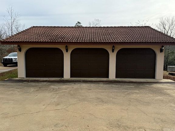 3rd image of 59 Mount Joy Loop