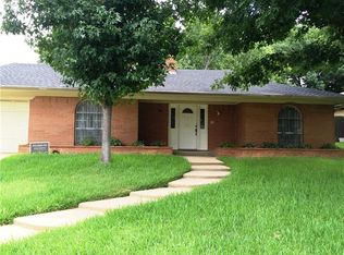 4011 Glenbrook Dr, Arlington, TX 76015