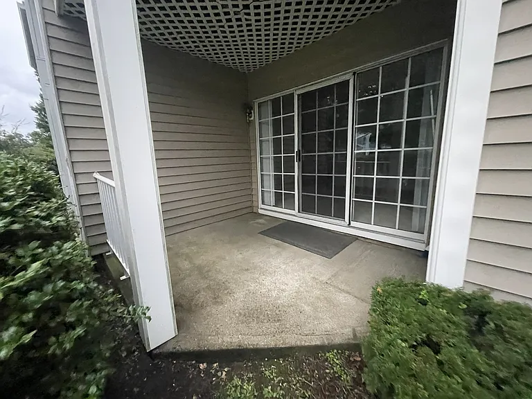 1138 Sycamore Ln — Photo 21