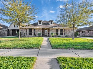 2011 Amado Ln, League City, TX 77573