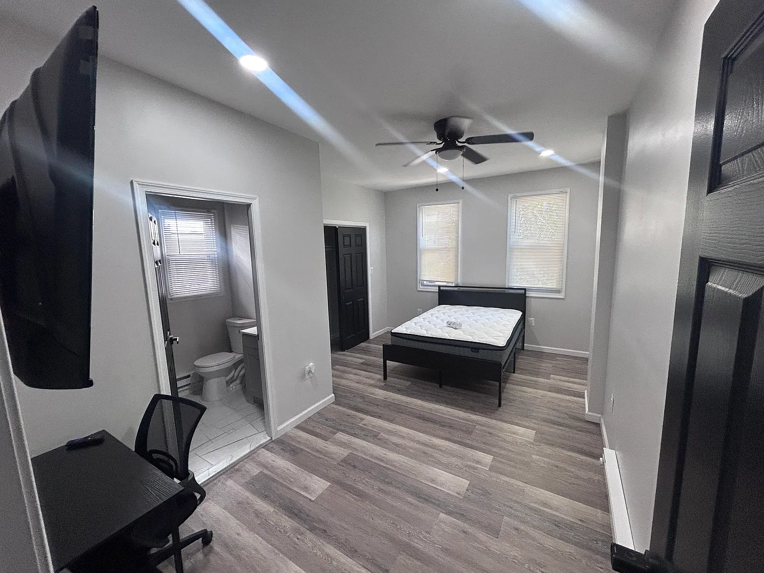 4 bed, 1200 sqft, $750 — Photo 3