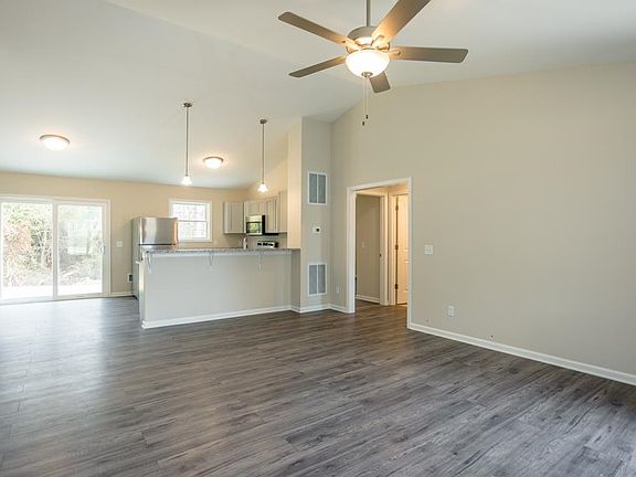 3rd image of 1689 Bexley Dr