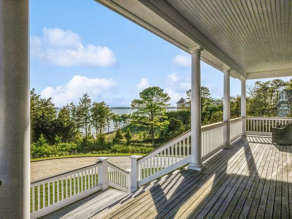 3rd image of 57 Westway Dr