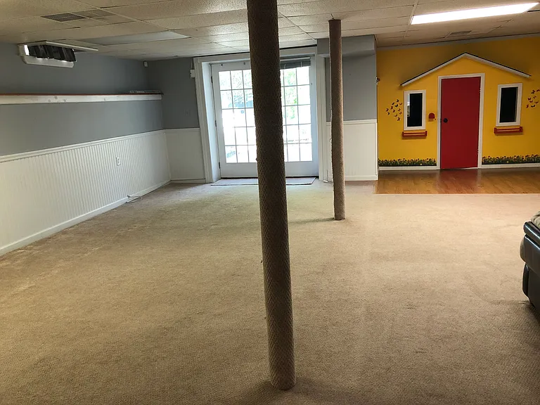 21 Stapleton Ct — Photo 21