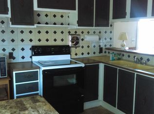 103 Illinois Ave, South Roxana, IL 62087