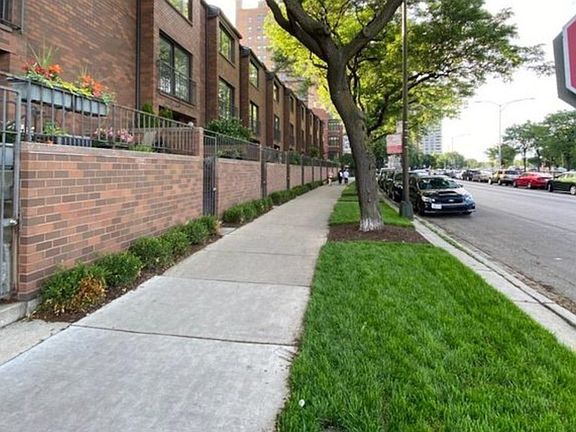 4th image of 3700 N Lake Shore Dr APT 109