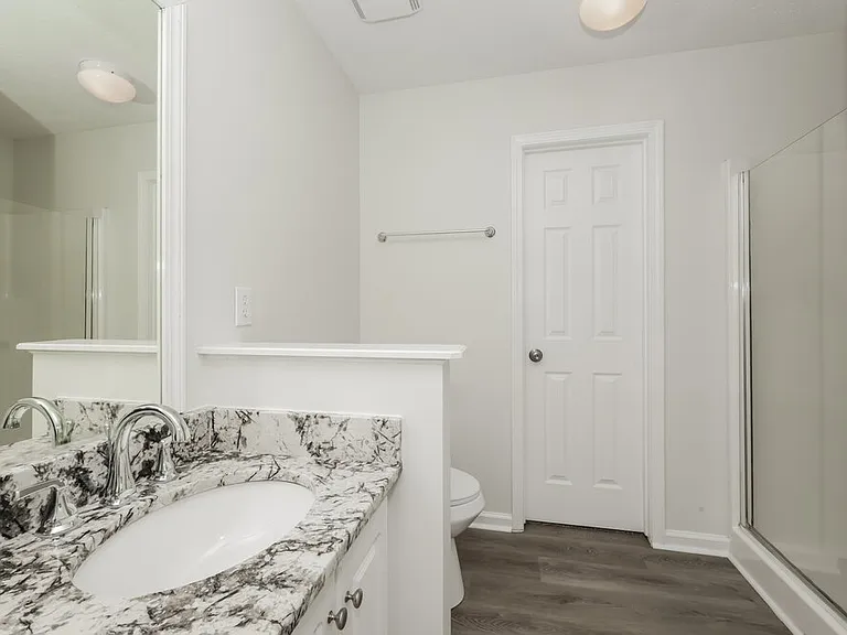 102 Polk Ct — Photo 12