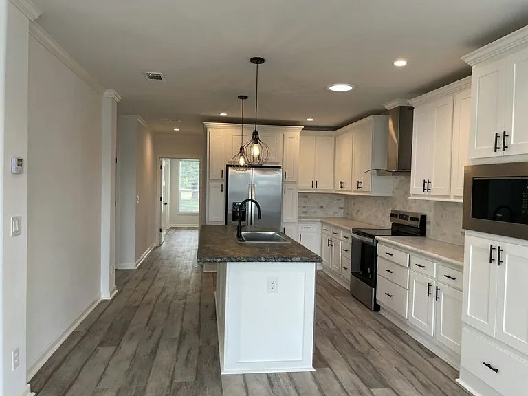 107 Country Club Dr #107 — Photo 2
