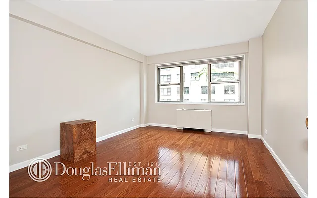 Rented by Douglas Elliman | media 21