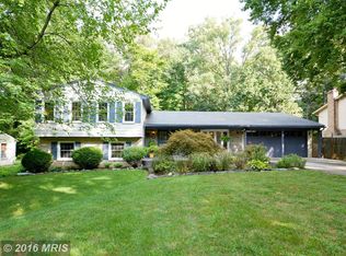 3233 Riverview Dr, Triangle, VA 22172