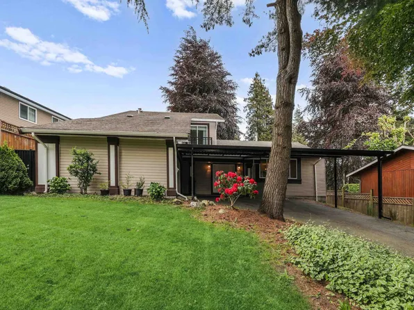 10421 Santa Monica Dr, Delta, BC V4C 1P8