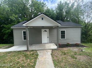 3730 Skyline Dr, Knoxville, TN 37914