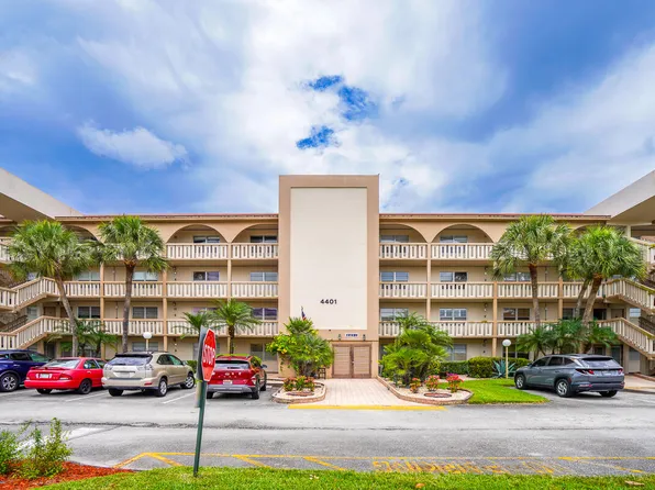4401 Martinique Court #D2, Coconut Creek, FL 33066