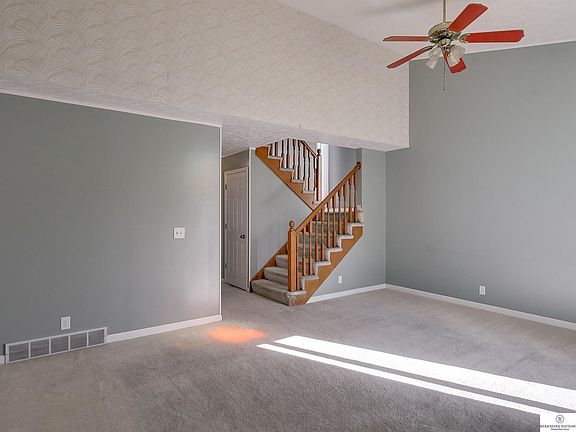 5th image of 811 Vannornam Dr