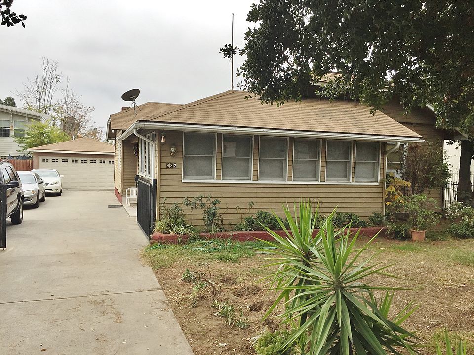 1st image of 982 E Orange Grove Blvd