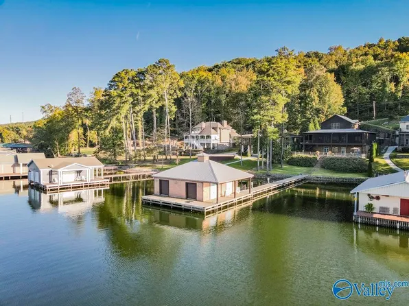 466 Snug Harbor Rd, Grant, AL 35747