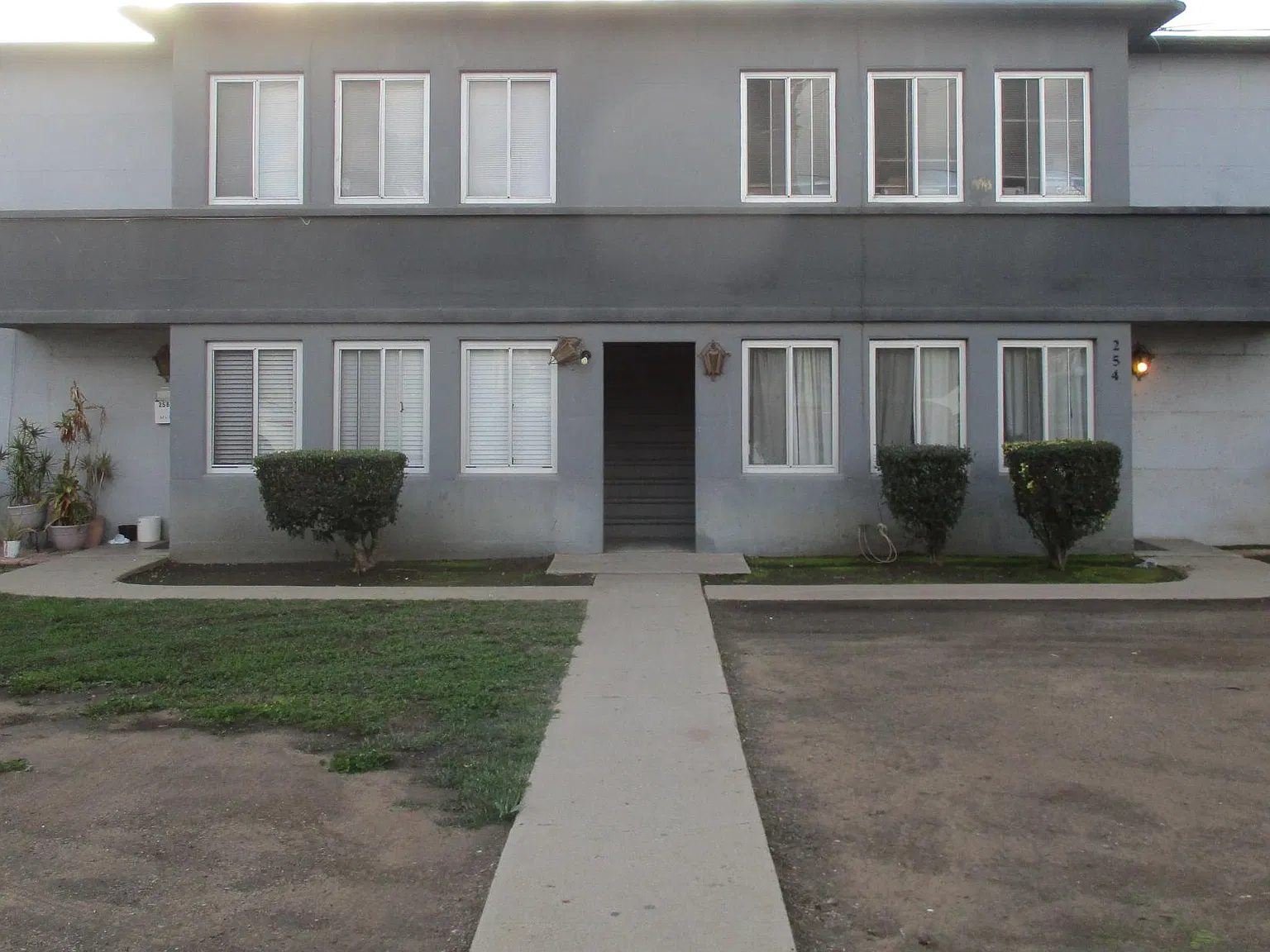 2 bed, 850 sqft, $1,750 — Photo 2