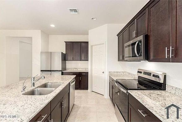 1st image of 11152 W Bloch Rd