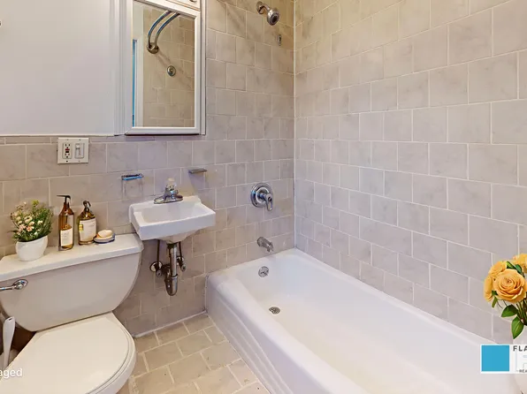 137 North 8th Street image 8 of 13