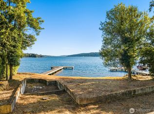 10879 SE Lake Road, Bellevue, WA 98004