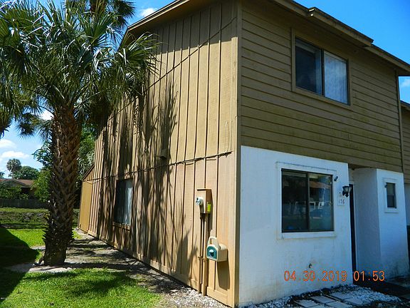 2nd image of 176 W Sandalwood Ct